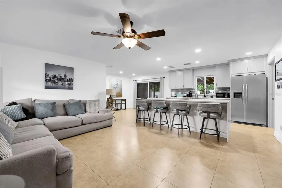 2031 Jefferson Avenue, Deltona, FL 32738 - #2