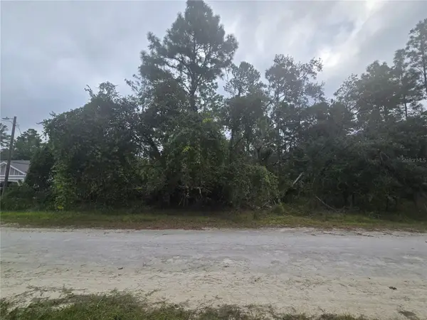 English Sparrow Road, WEEKI WACHEE, FL 34614