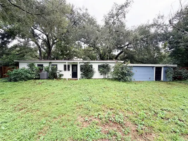 2003 E Clinton Street, TAMPA, FL 33610