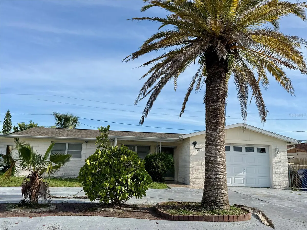 3914 Carioca Rd, Holiday, FL 34691 - #1