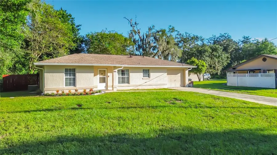 906 Oak Street, Inverness, FL 34452 - #2