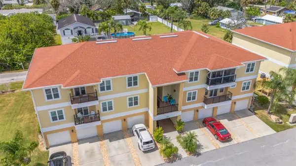 6395 Banyan Boulevard #301, NEW PORT RICHEY, FL 34652