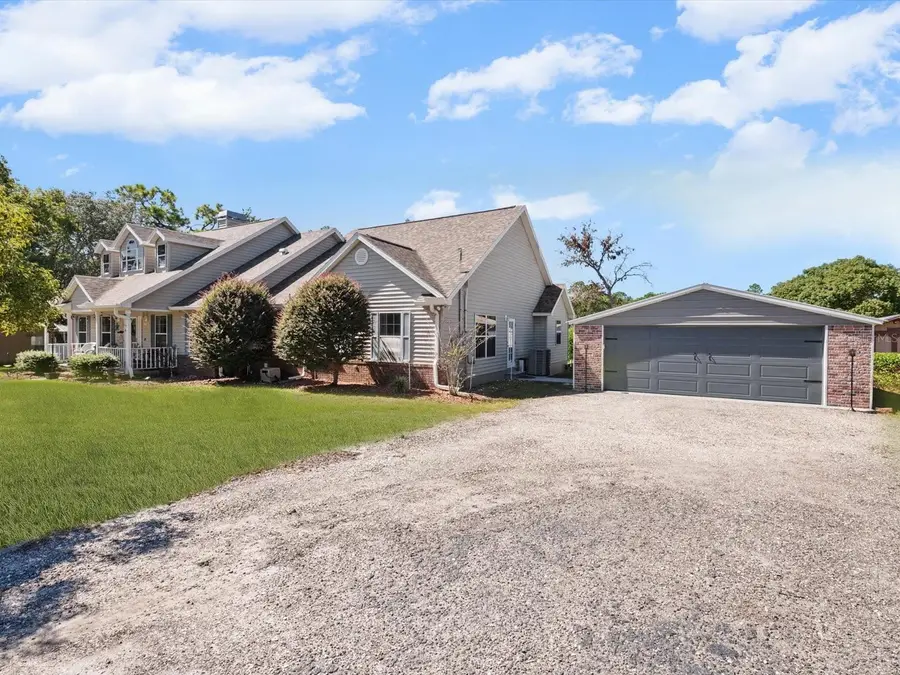 9073 Madrid Road, Weeki Wachee, FL 34613 - #2