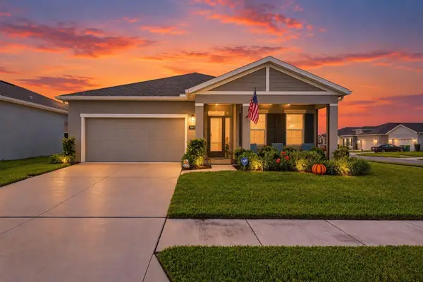 35420 Crescent Creek Drive, ZEPHYRHILLS, FL 33541