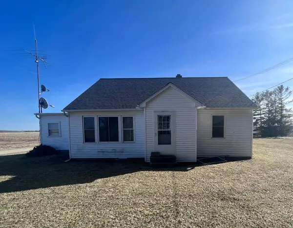 1066 E Pinconning Road, Pinconning, MI 48650
