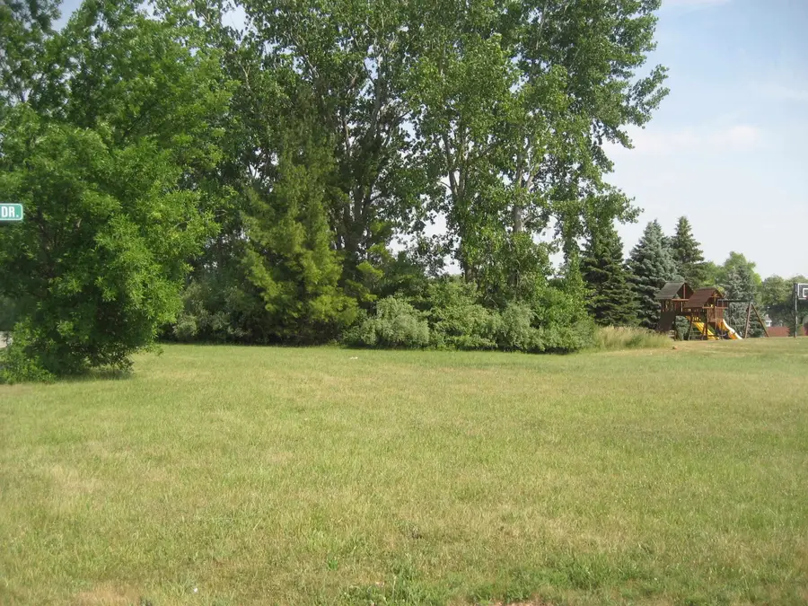 2453 Copper Creek Drive, Bay City, MI 48706 - #2
