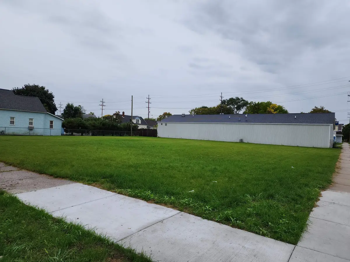 1414 Kosciuszko Avenue, Bay City, MI 48708 - #1