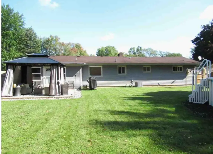 3482 Creekwood Drive, Saginaw, MI 48601 - #3