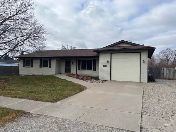 4045 N Center Road, Saginaw, MI 48604