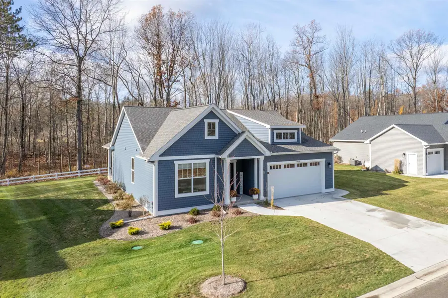 7404 Boulder Creek Drive, Midland, MI 48642 - #2