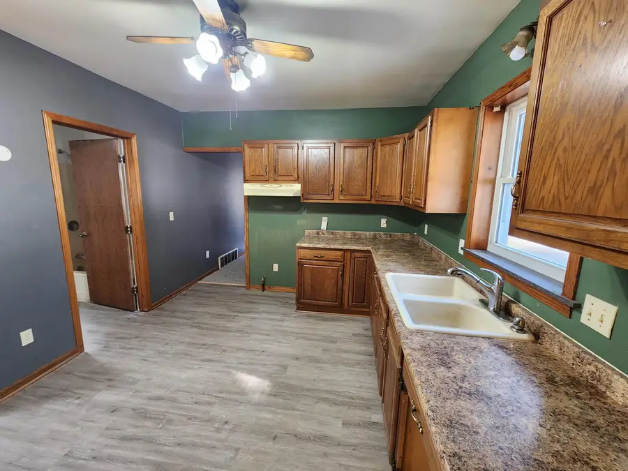 202 S Wheeler Street, Saginaw, MI 48602 - #2