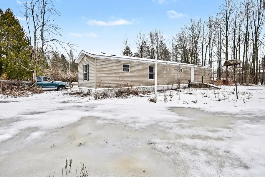 1769 Bentley Road, Bentley, MI 48613 - #2