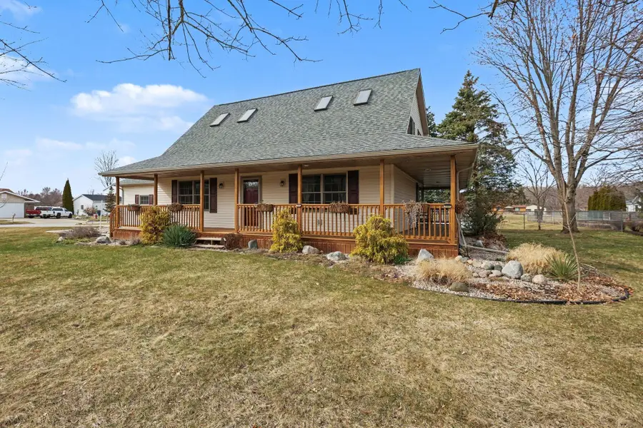 1598 Dawn Marie Court, Auburn, MI 48611 - #2