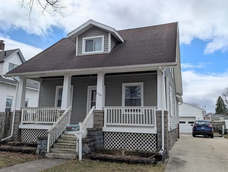 1508 11th Street, Bay City, MI 48708 - #2