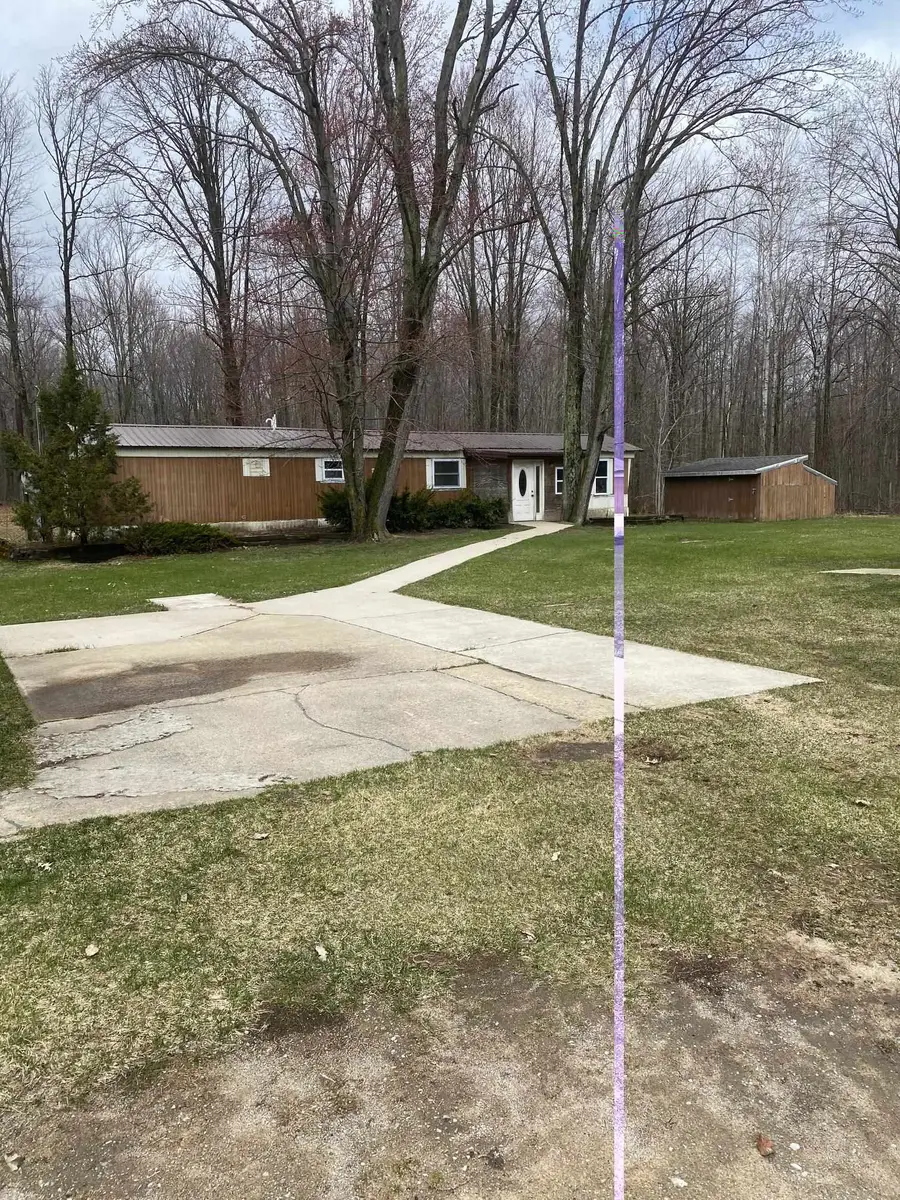 3302 W Dana Road, Coleman, MI 48618 - #2