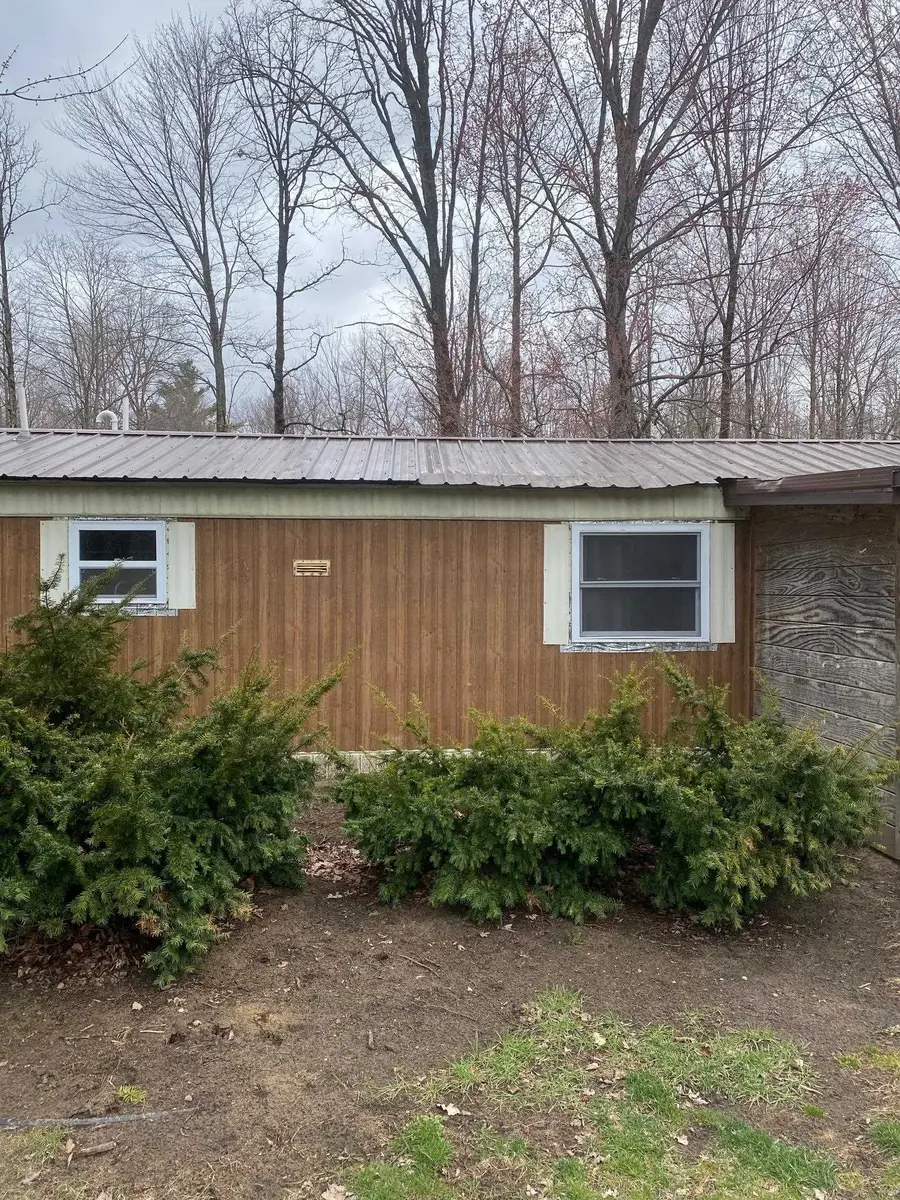 3302 W Dana Road, Coleman, MI 48618 - #3