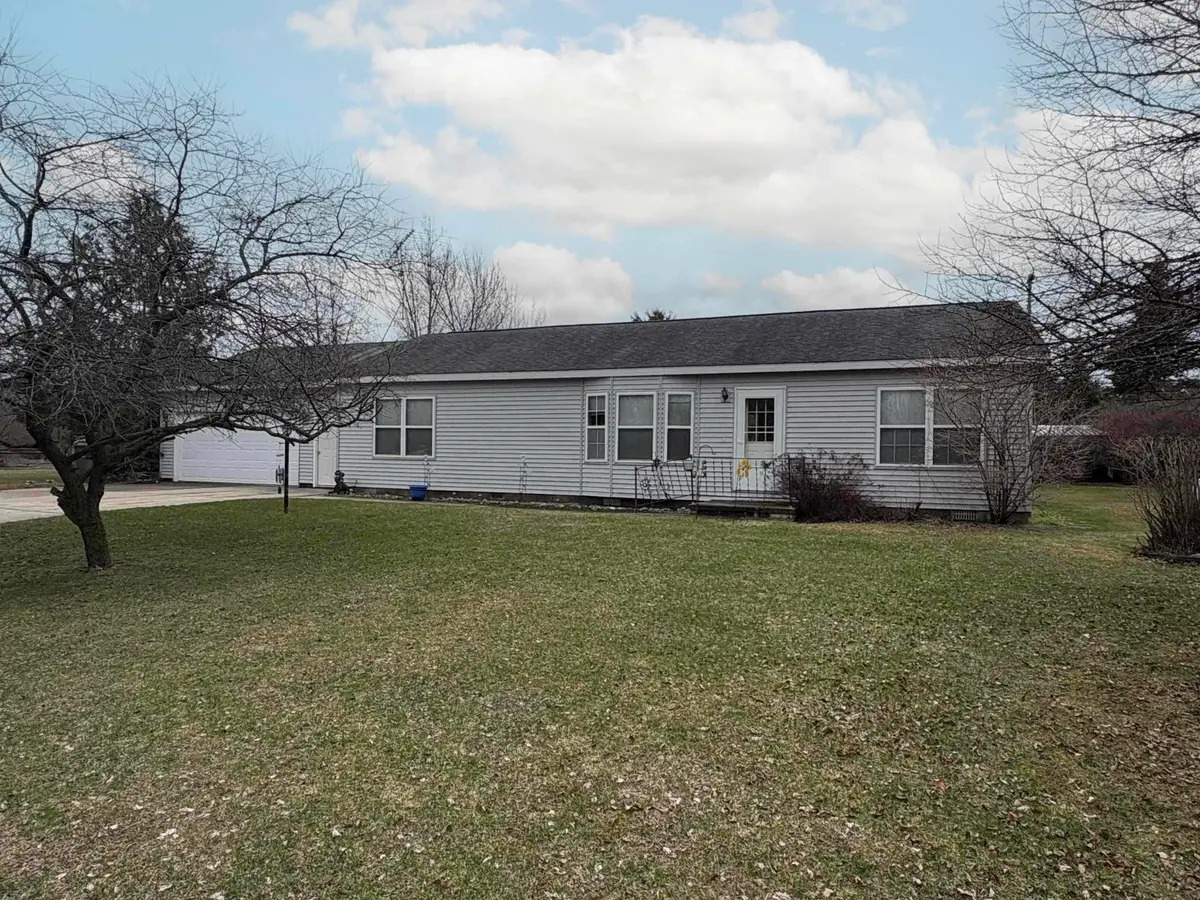 4235 Buzzell Road, Gladwin, MI 48624 - #1