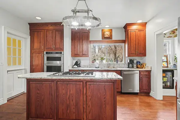 2160 Center Avenue, Bay City, MI 48708
