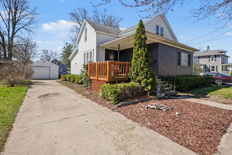 708 Nebobish Avenue, Bay City, MI 48708 - #2