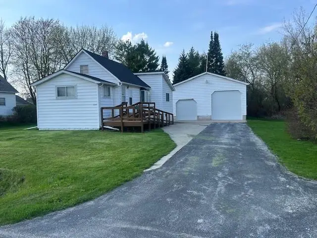 2605 25th Street, Bay City, MI 48708 - #1