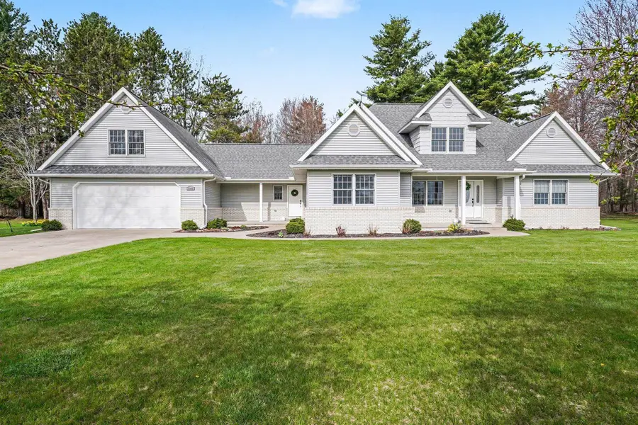 5605 N Shore Road, Pinconning, MI 48650 - #2
