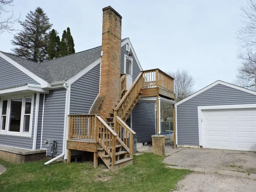 119 S Almont Street, Standish, MI 48658 - #3