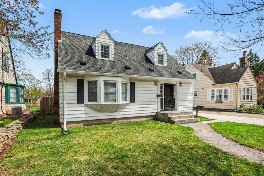 310 Green Avenue, Bay City, MI 48708 - #2