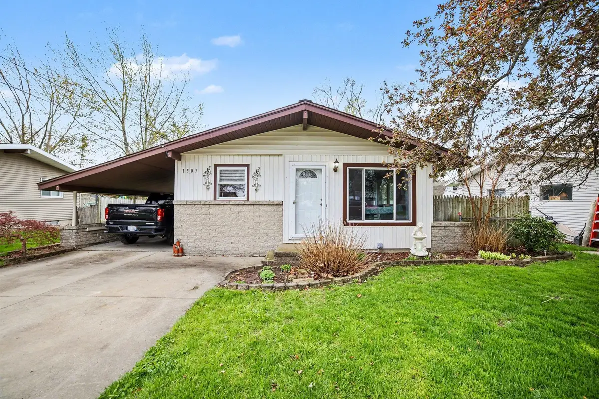 1507 W White Street, Bay City, MI 48706 - #1