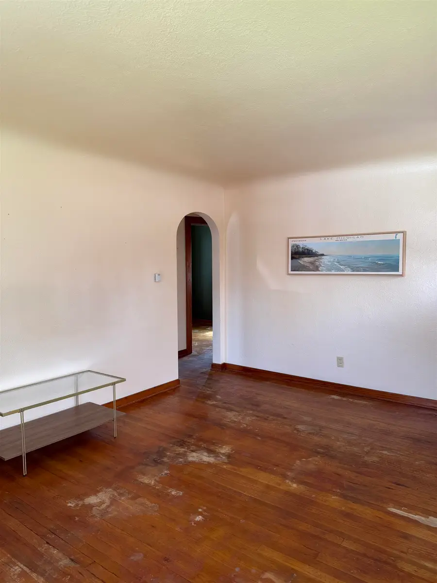 605 S Barclay Street, Bay City, MI 48706 - #3