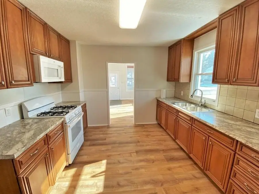 1242 Michigan Avenue, Bay City, MI 48708 - #3