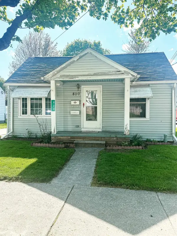 820 Michigan Avenue, Bay City, MI 48708