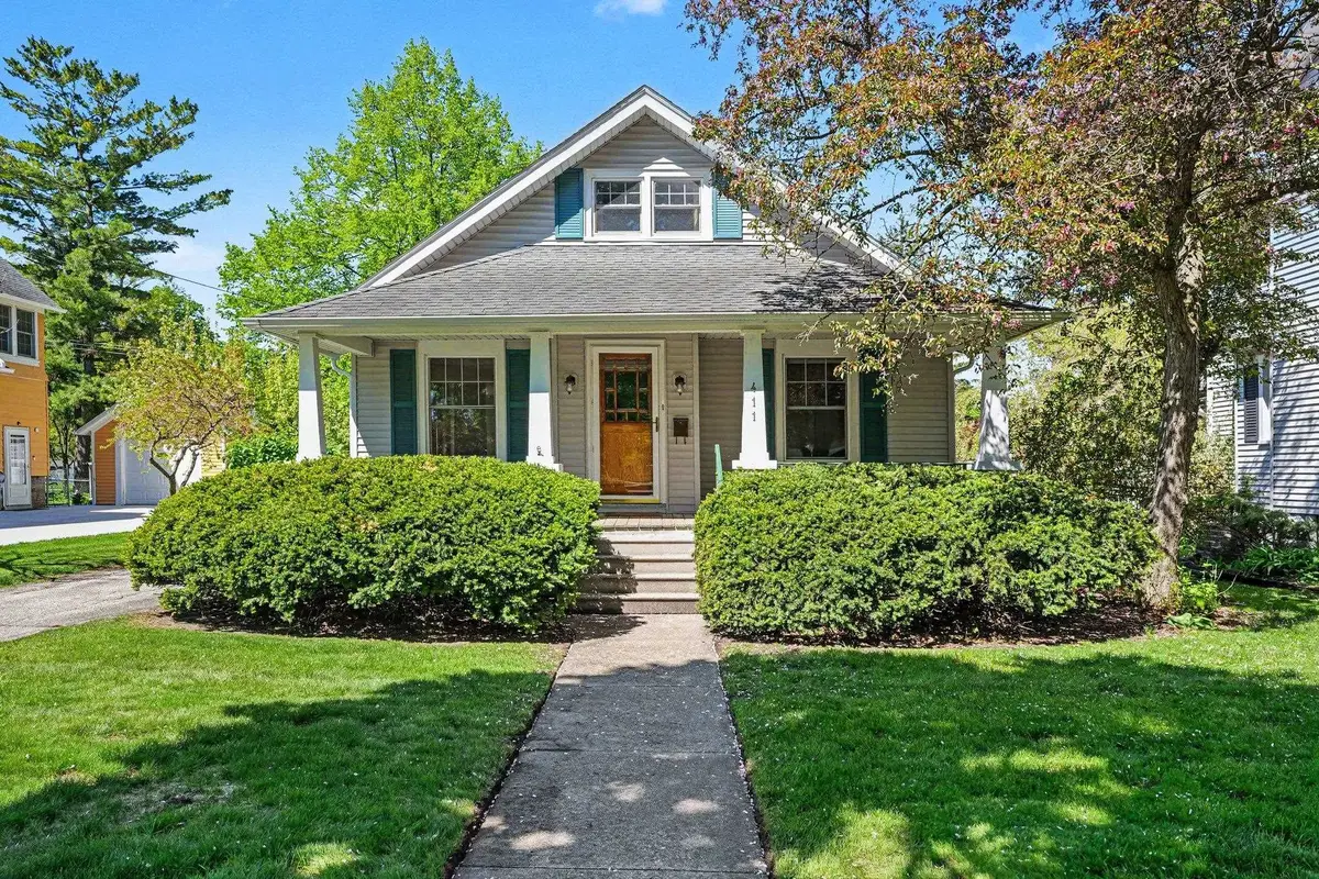 411 Park Avenue, Bay City, MI 48708 - #1