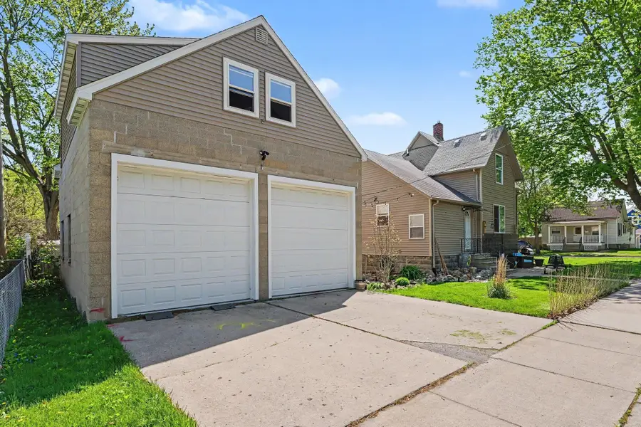 301 S Lincoln Street, Bay City, MI 48708 - #3