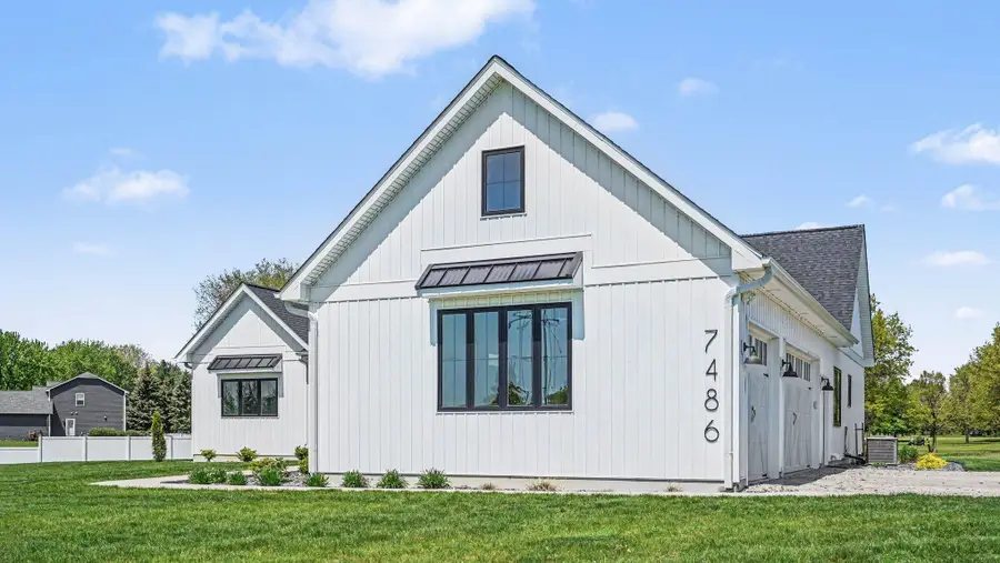 7486 Michigan Road, Bay City, MI 48706 - #3