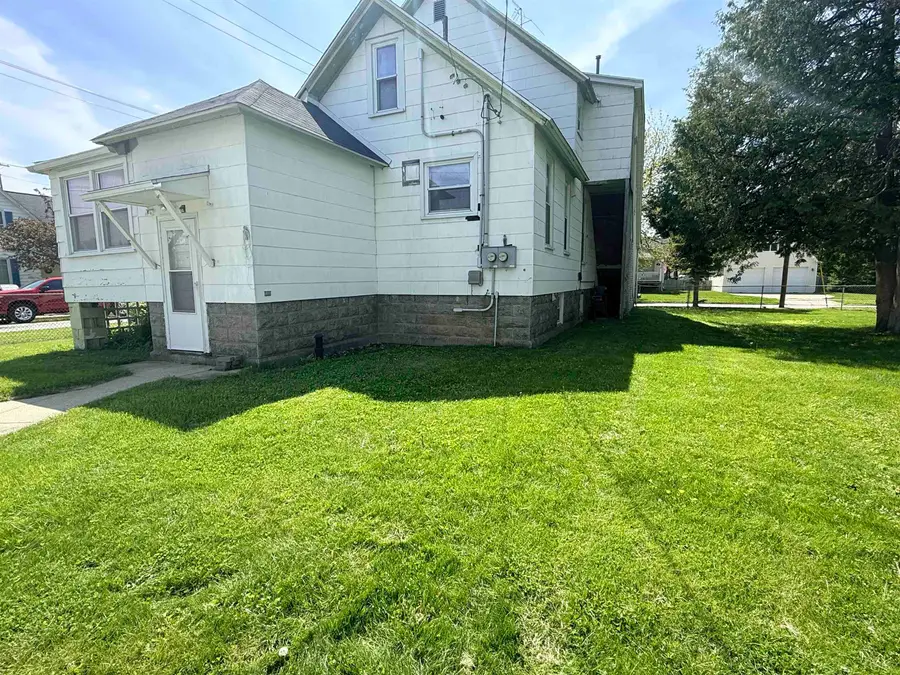 225 Ingraham Street, Bay City, MI 48708 - #3