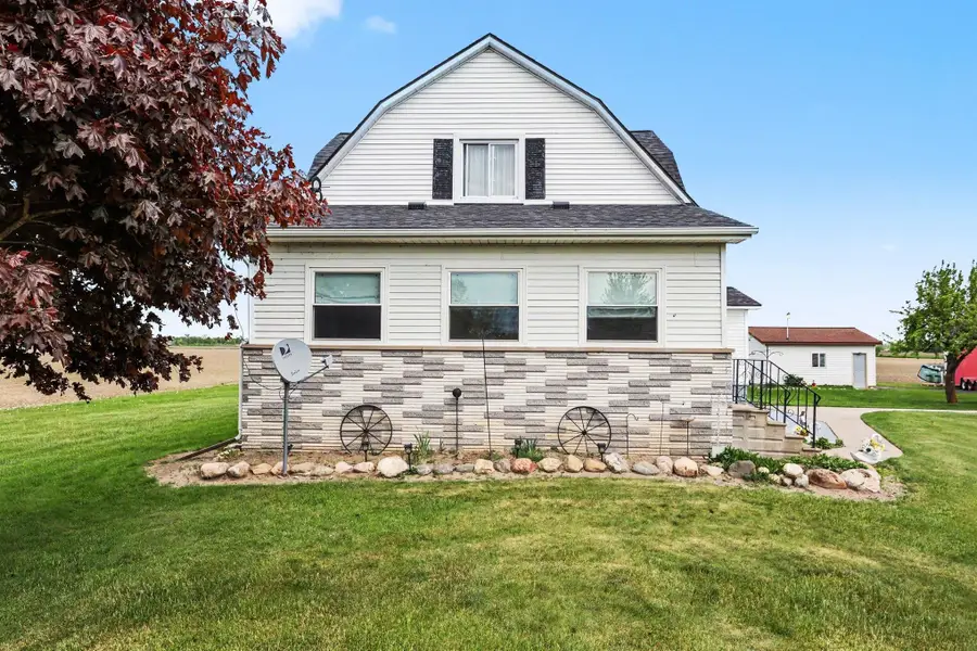 2798 N Tower Beach Road, Pinconning, MI 48650 - #2