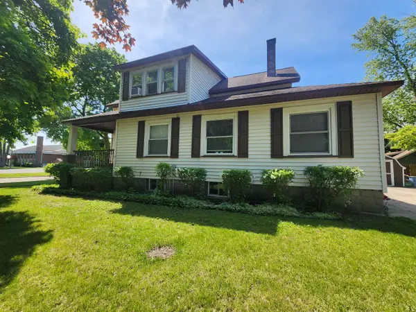 1006 Main Street, Essexville, MI 48732