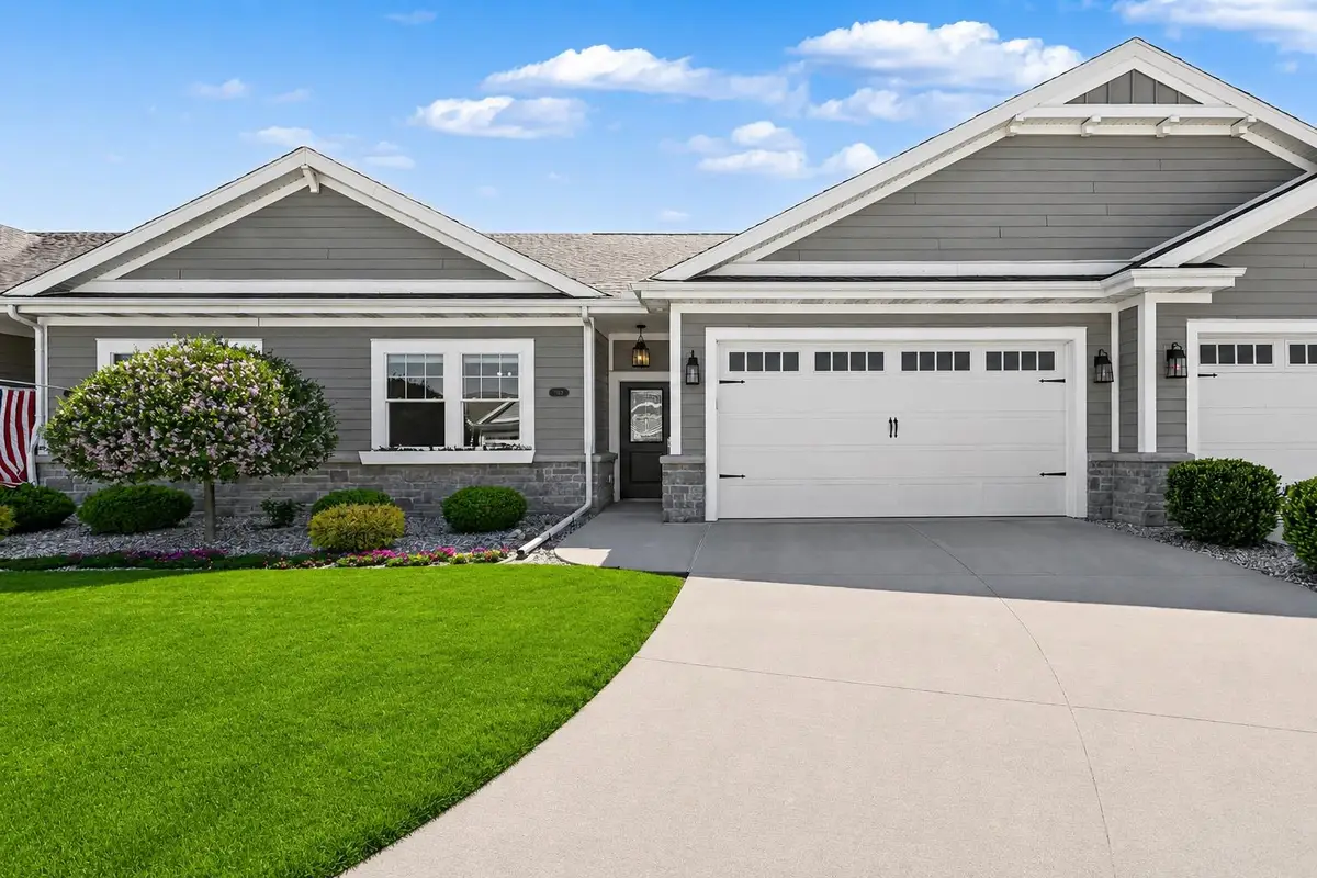 609 BREAKER COVE Drive, Bay City, MI 48708 - #1