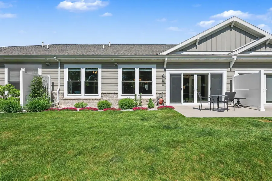 609 BREAKER COVE Drive, Bay City, MI 48708 - #2