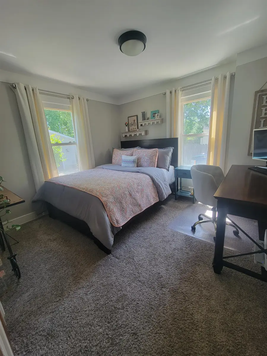 2142 Cass Avenue, Bay City, MI 48708 - #2