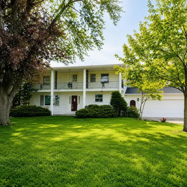 1590 Elizabeth Lane, Essexville, MI 48732