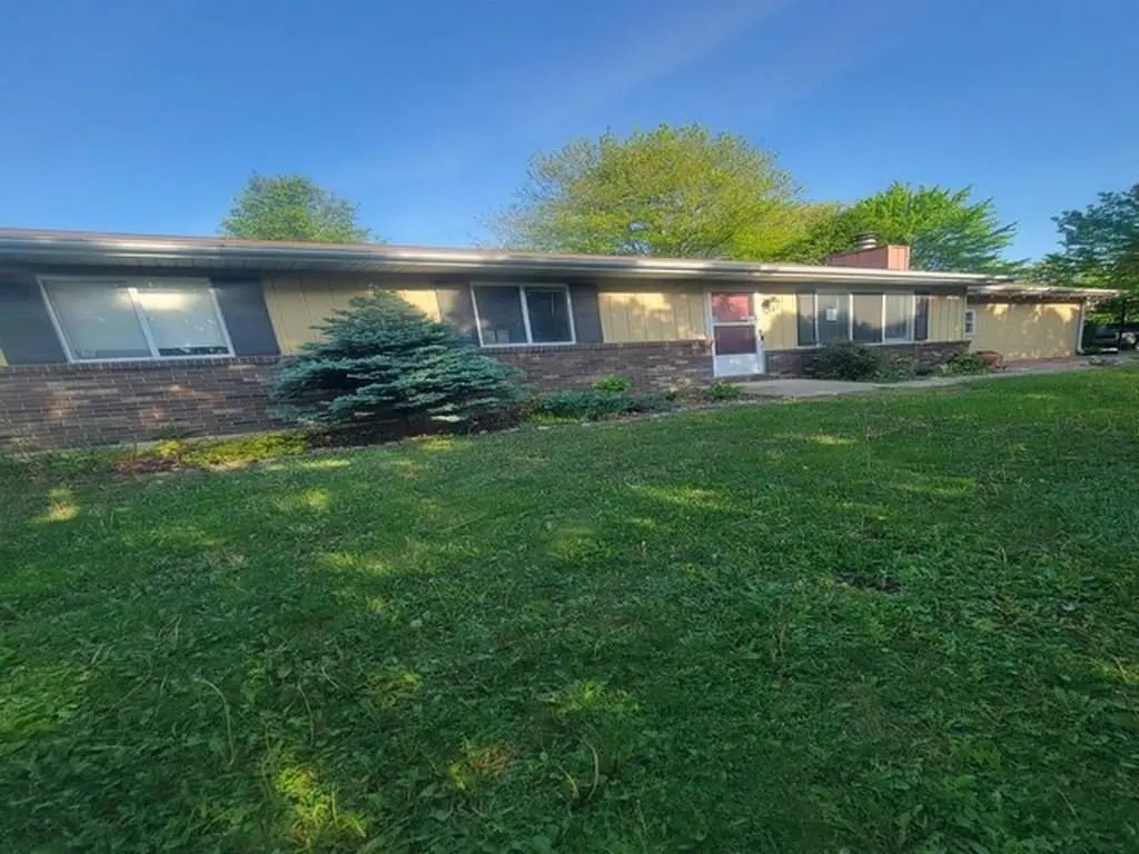5147 Mackinaw Road, Saginaw, MI 48603 - #1