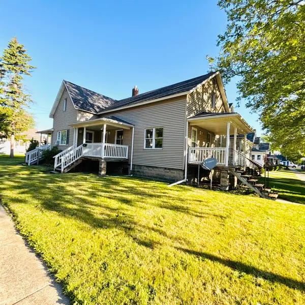 222 S Madison Avenue, Bay City, MI 48708
