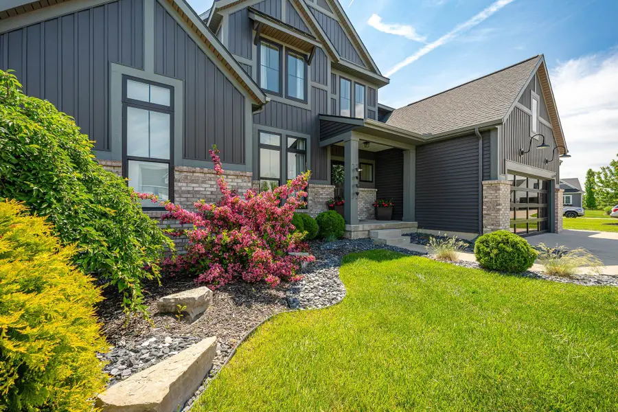 8046 Golden Oak Drive, Jenison, MI 49428 - #2