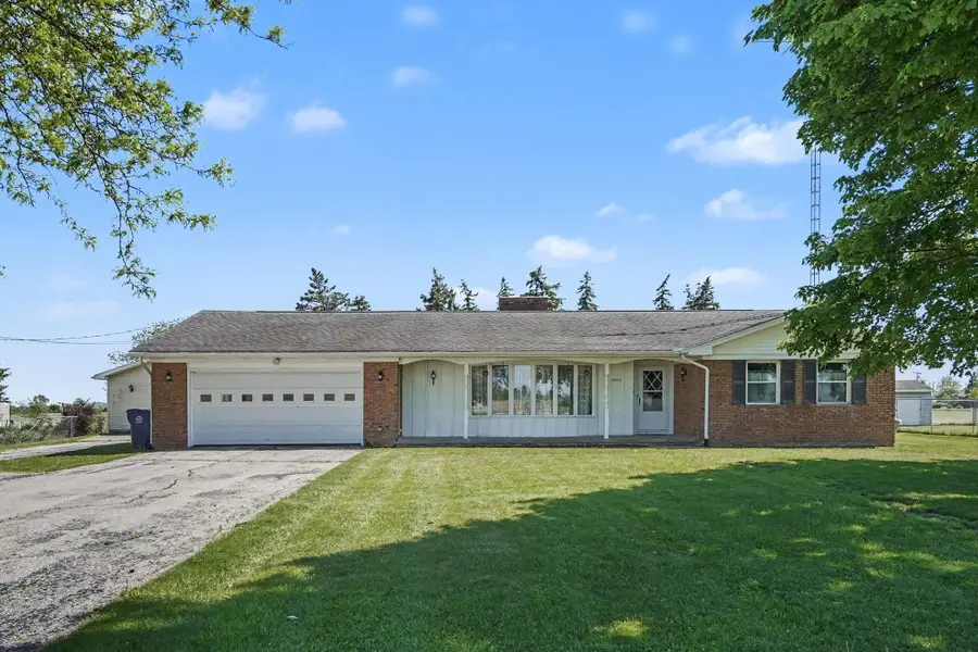 4925 W Freeland Rd Road, Saginaw, MI 48604 - #2
