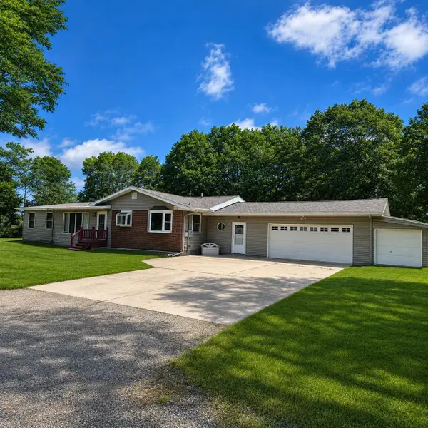4713 S Fraser Road, Bay City, MI 48706