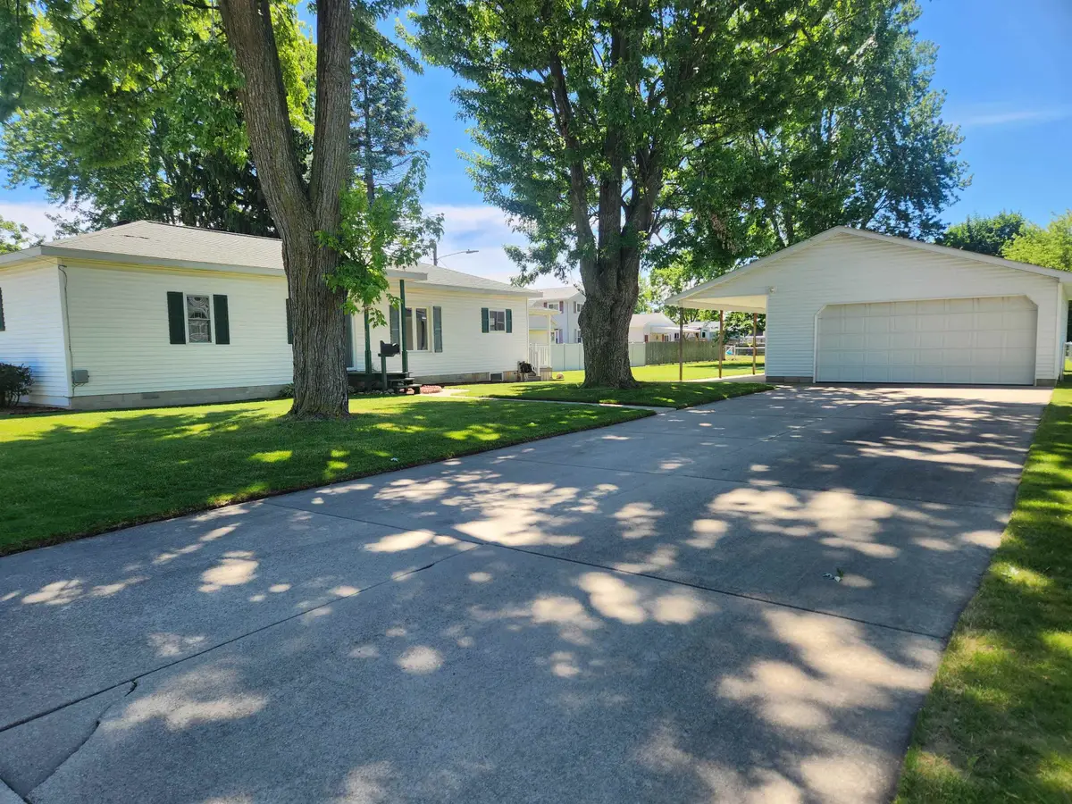 416 39th Street, Bay City, MI 48708 - #1