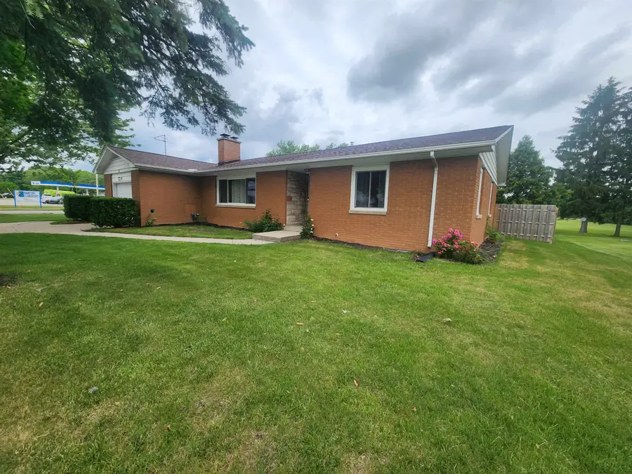 1974 W Youngs Ditch Road, Bay City, MI 48708 - #2