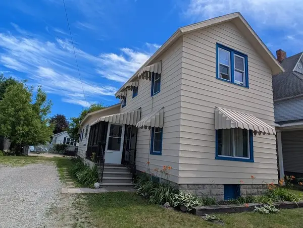 213 S Henry Street, Bay City, MI 48706