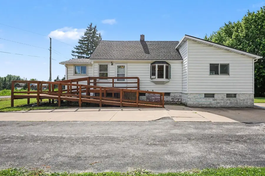 2605 25th Street, Bay City, MI 48708 - #2